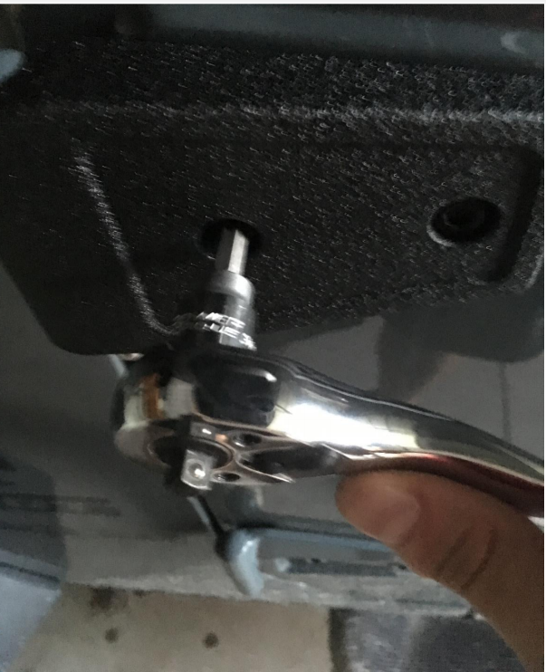 Jeep JK hood hinge bolts