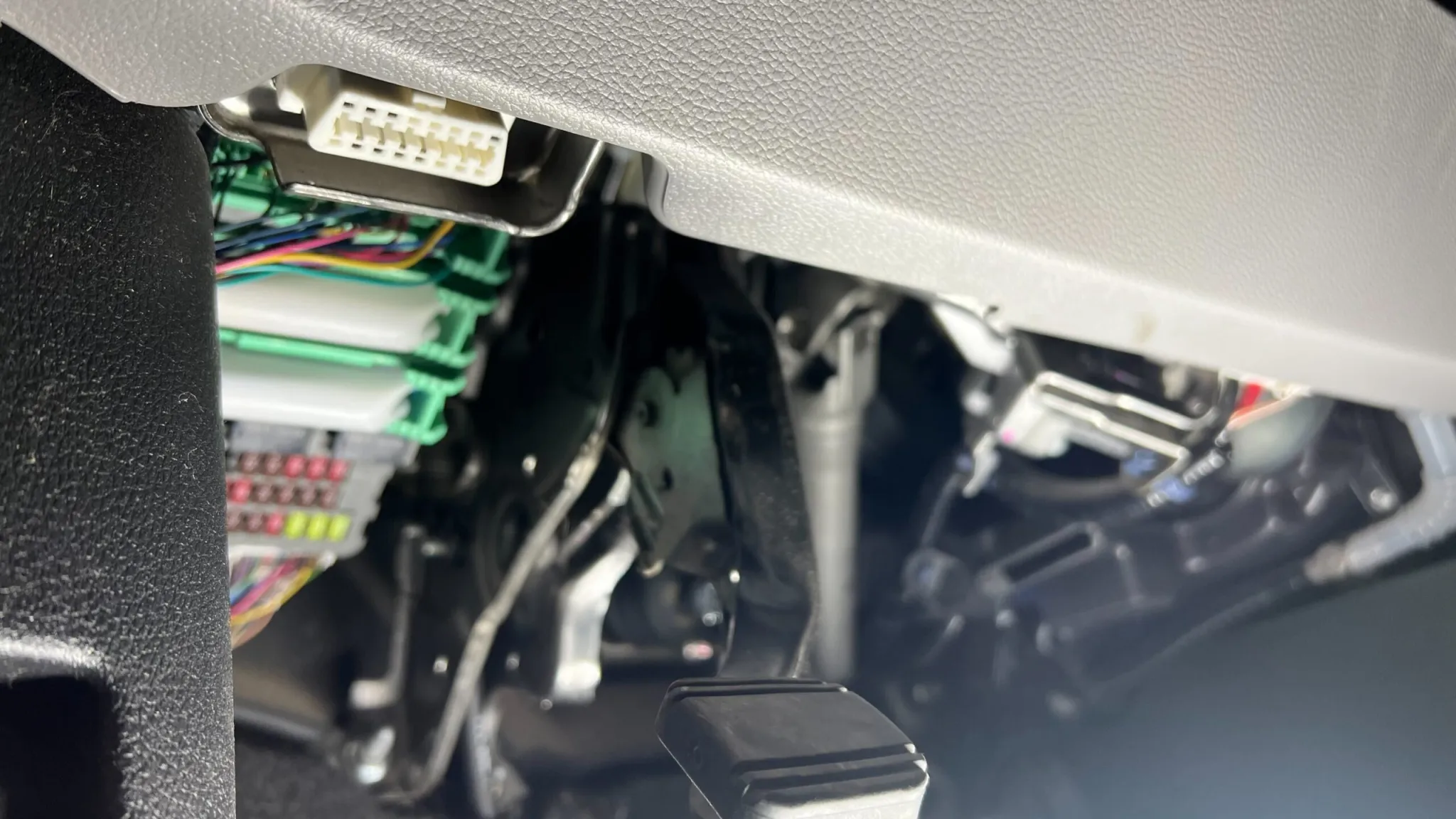 OBD2 scanner Jeep ESP code diagnosis